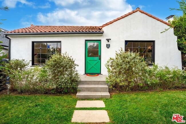 Photo - 623 N Sierra Bonita Ave House