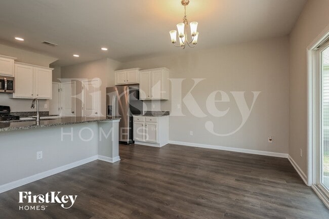 Foto del edificio - 9714 Fanning Basket Ln