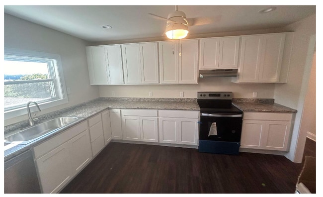 Building Photo - 924 Brookline Blvd Building Photo - 924 Brookline Blvd