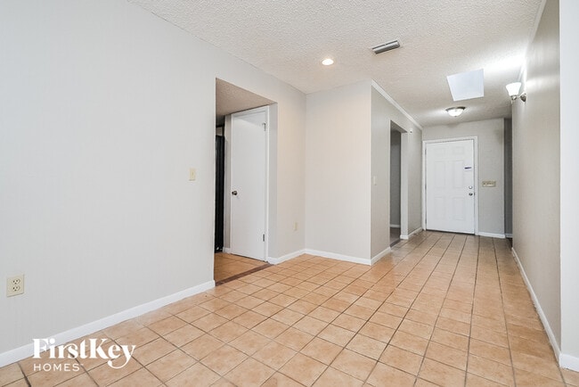 Foto del edificio - 1031 Dolly Ln