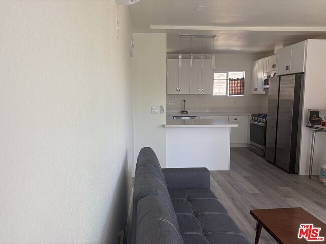 Foto del edificio - 1627 S Ogden Dr