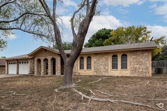 Building Photo - 111 Peacepipe Trail
