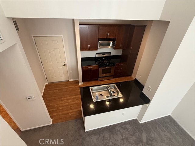 Building Photo - 1415 Scholarship