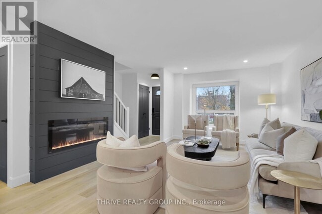 Photo du bâtiment - 226-226 Highview Ave W