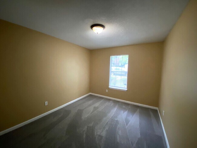 Foto del edificio - 4215 Elysian Dr