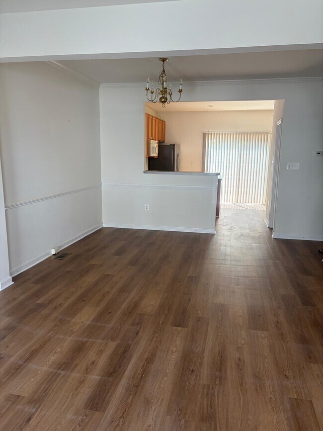 Foto del edificio - 43725 Clear Lake Sq