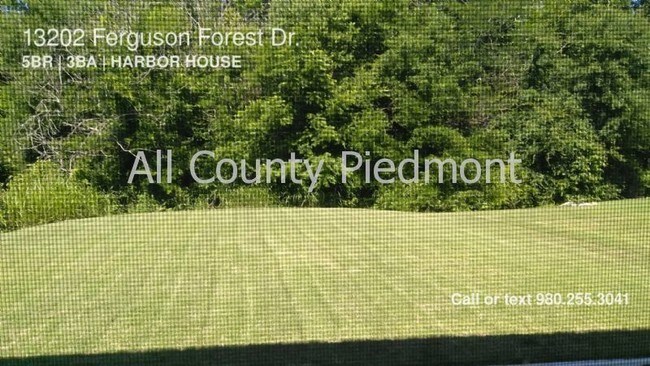 Building Photo - 13202 Ferguson Forest Dr