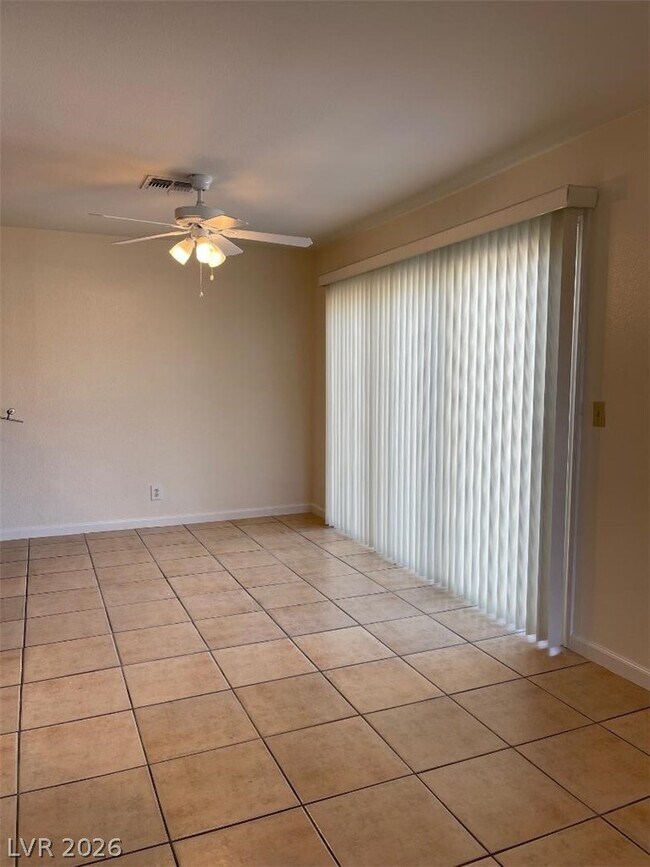 Building Photo - 6992 Grassy Knoll St
