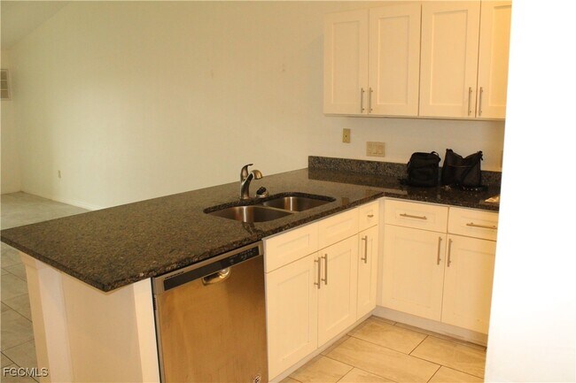 Foto del edificio - 1110 SW 47th Terrace