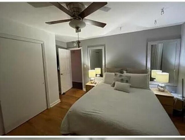 Foto del edificio - 189 E Main St