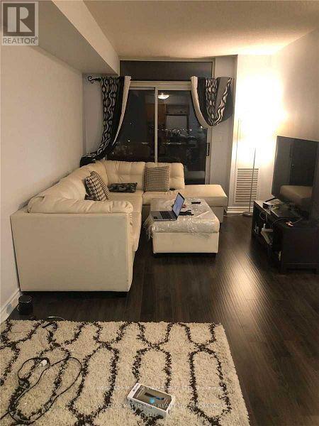 Building Photo - 3888 Duke of York Blvd