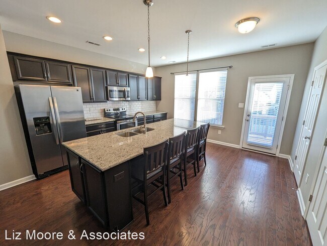 Building Photo - 3 br, 3.5 bath House - 3404 Hickory Neck B...