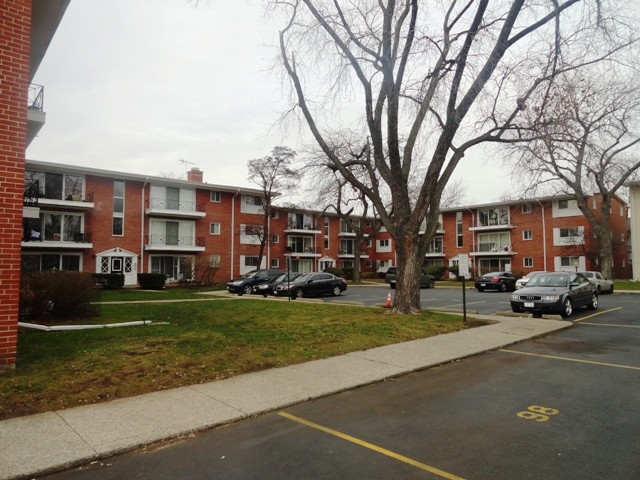 Building Photo - 10103 Old Orchard Ct