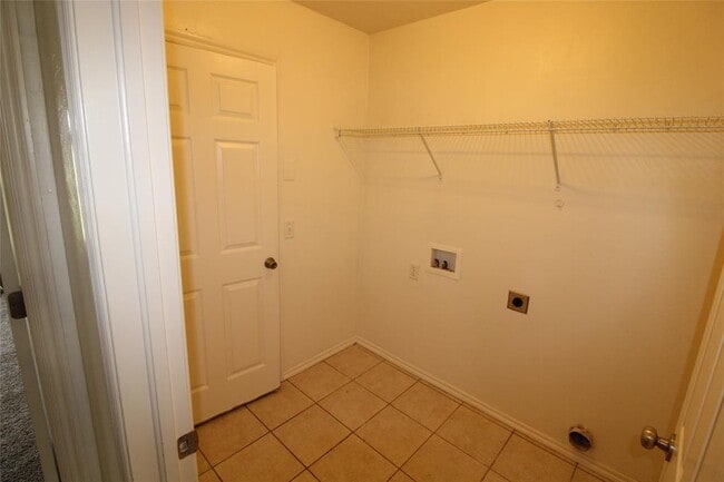 Foto del edificio - 2821 Edgemere Dr