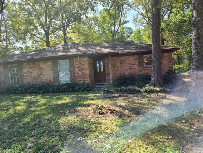 Foto del edificio - 13690 Calhoun Rd