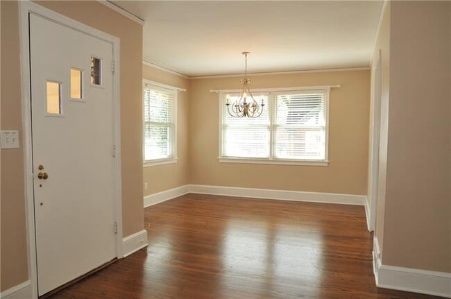 Foto del edificio - 15 Dartmouth Ave