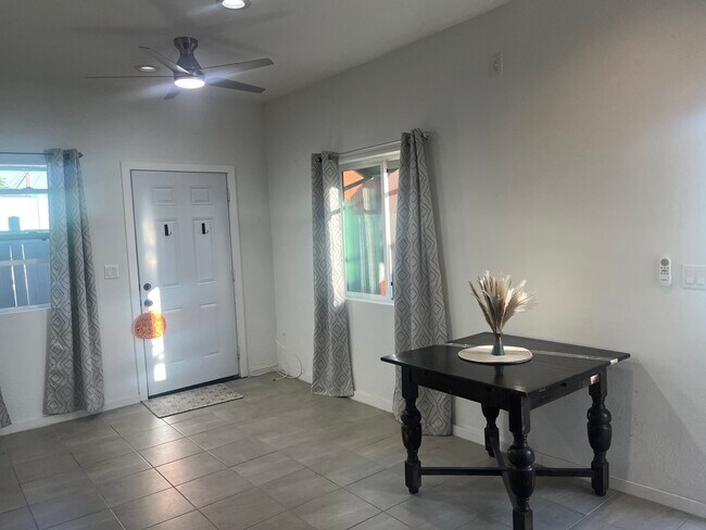 Foto del edificio - 16549 San Jose St