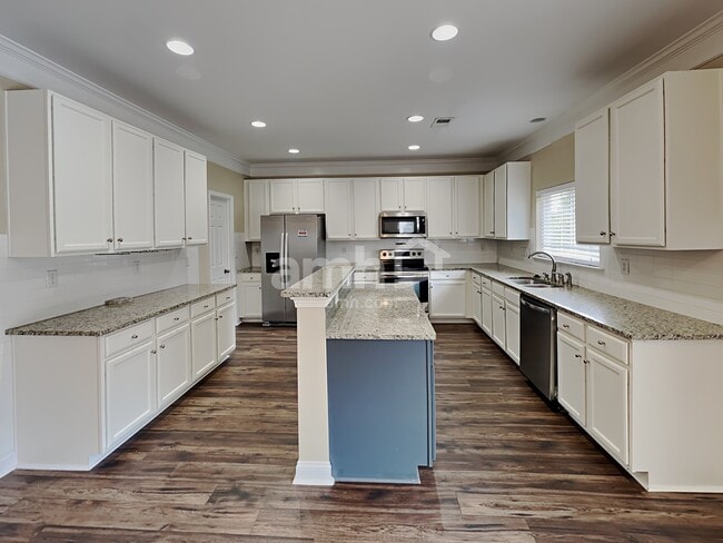 Building Photo - 6716 Evanton Loch Rd