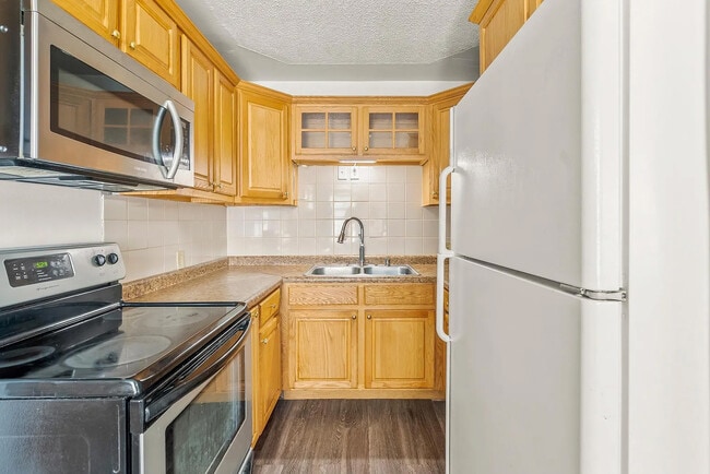 Foto del edificio - 1520 W 9th St