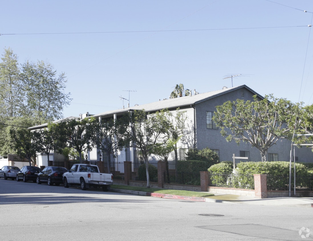Primary Photo - 4369-4375 Ethel Ave