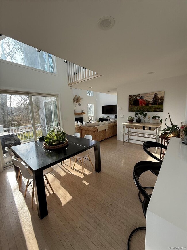 Foto del edificio - 845 Budds Pond Rd