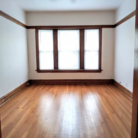 Building Photo - 1522 W Ardmore Ave