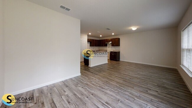 Building Photo - 11 Zorlou Ct