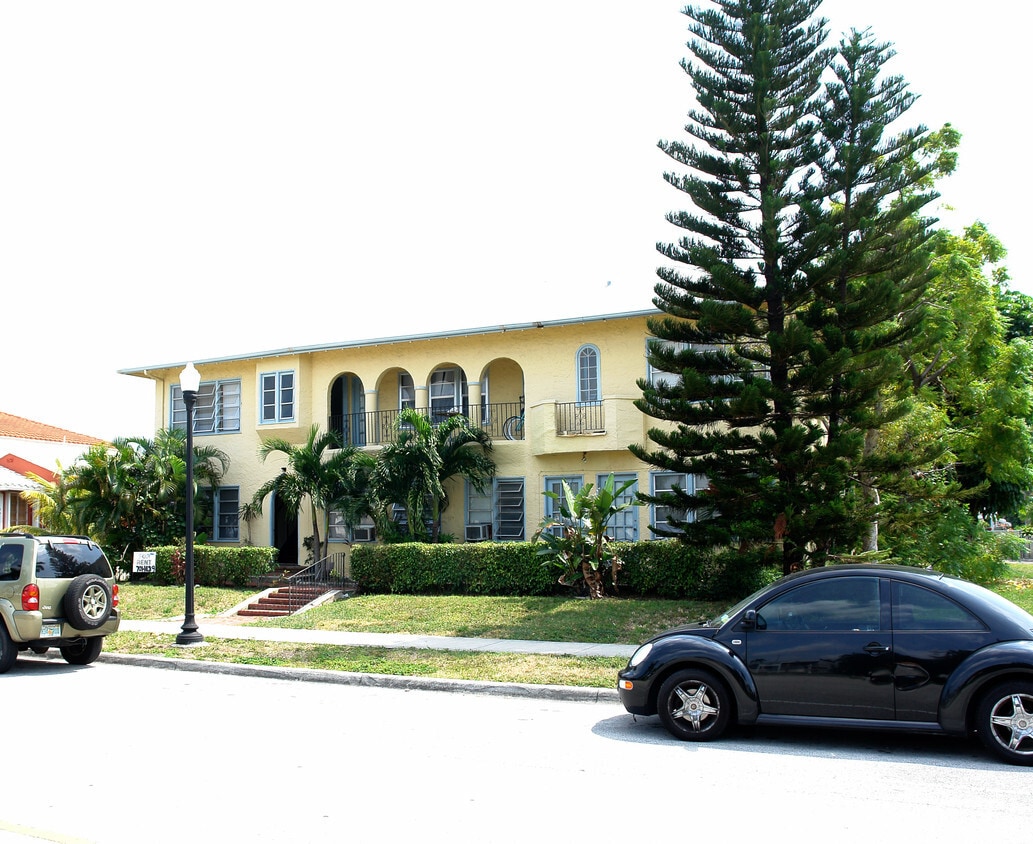 Foto principal - 1512 Harrison St