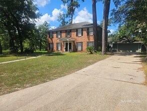 Building Photo - 17911 Beaver Creek Dr