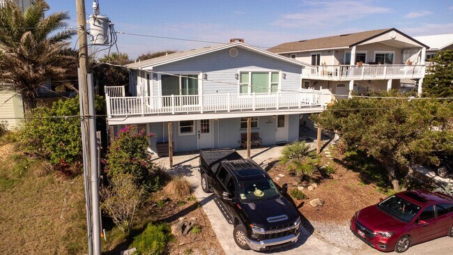 Foto del edificio - 5455 Pelican Way