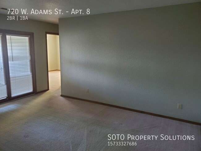 Foto del edificio - 720 W Adams St