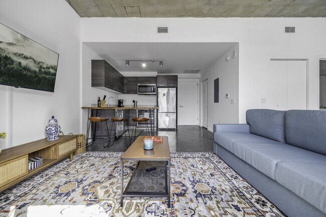 Foto del edificio - 245 SE 1st St
