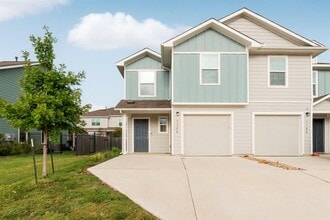 Building Photo - 7128 Spotted Leaf Wy