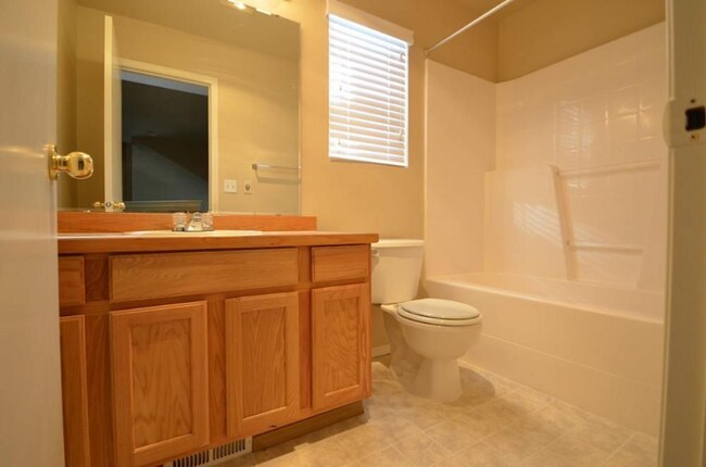 Foto del edificio - 7310 46th Pl NE