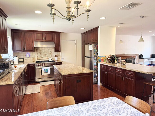 Foto del edificio - 5808 Greenview Rd