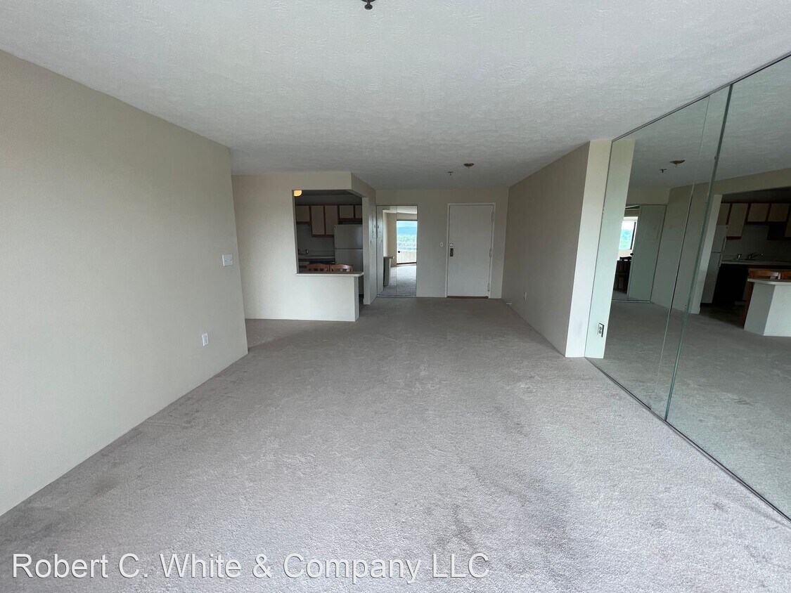 Foto principal - 2 br, 2 bath House - 111 Dekoven Drive, Un...