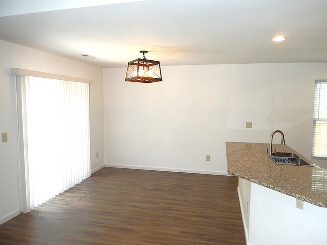 Foto del edificio - 4331 Crowfield Dr