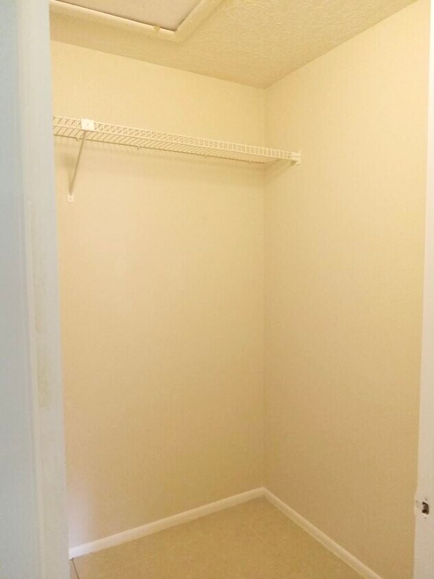 Foto principal - 5230 SE 31st St