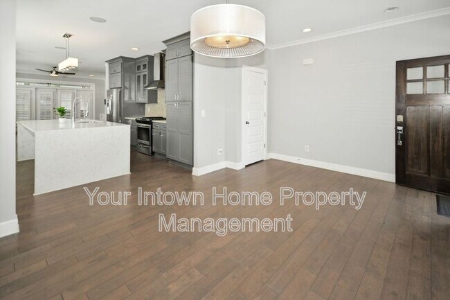 Foto del edificio - 2938 Silver Hill Terrace SE