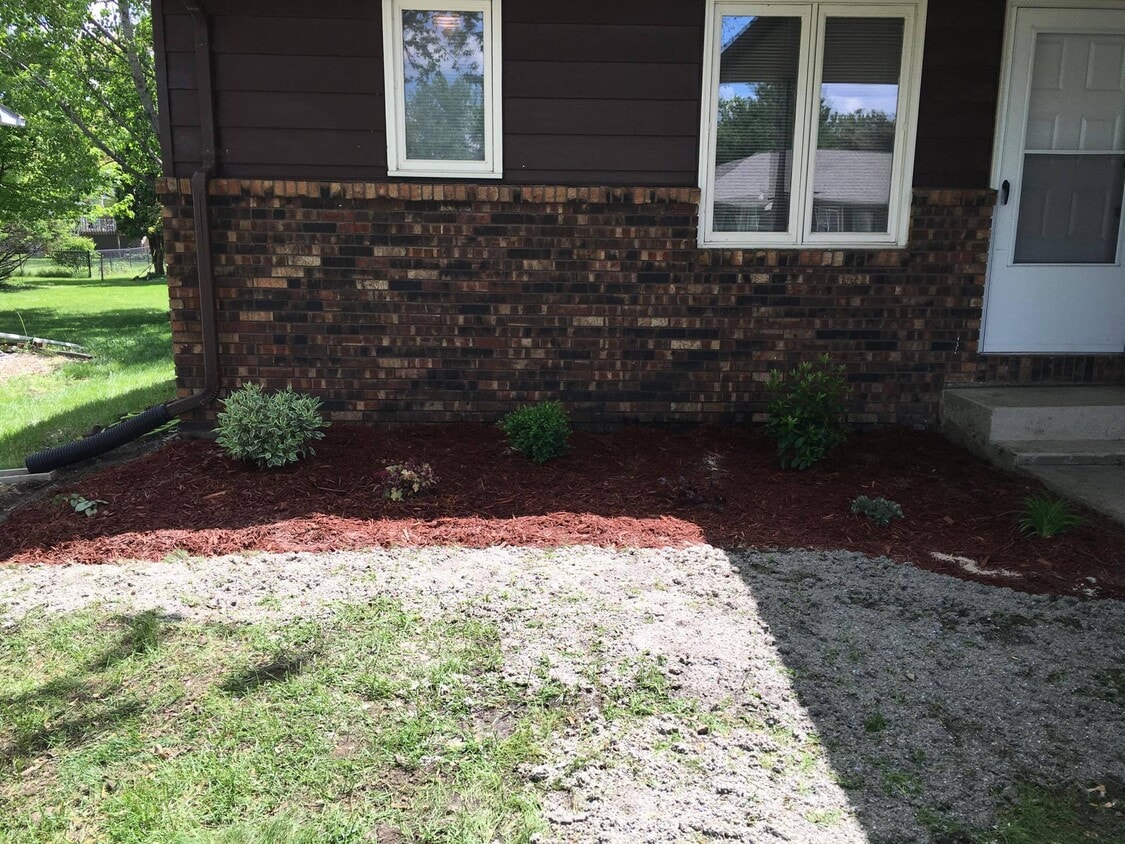 Primary Photo - 219 Marion Dr