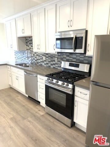 Building Photo - 1930 S Bedford St