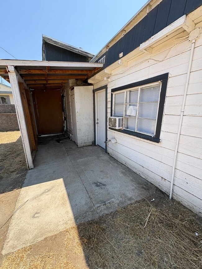Foto del edificio - Dinuba country Home Rent Ready !