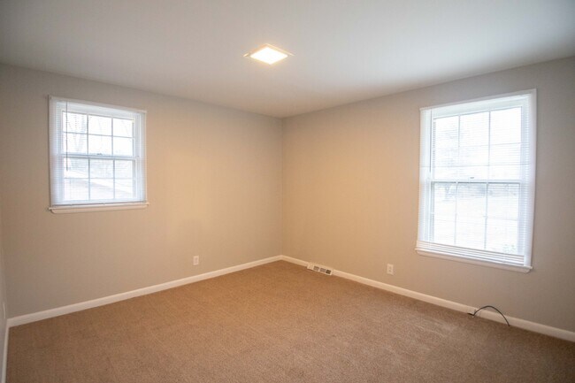 Foto del edificio - 7327 Coronado Ct