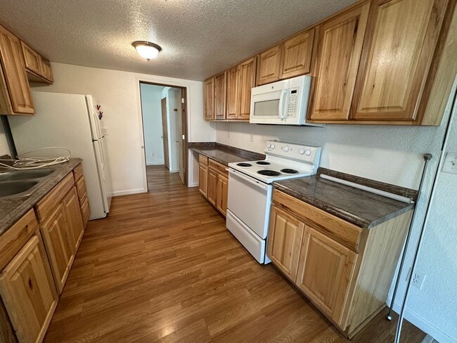 Building Photo - Super Rare 1 Bedroom House In Albany