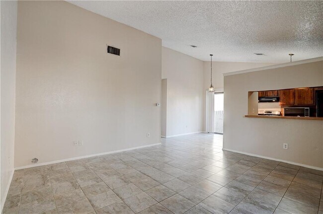 Building Photo - 11600 Walnut Ridge Dr