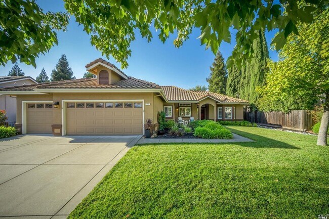 Building Photo - 773 Emerald Bay Dr
