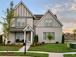 Building Photo - 201 Broadgreen Ln