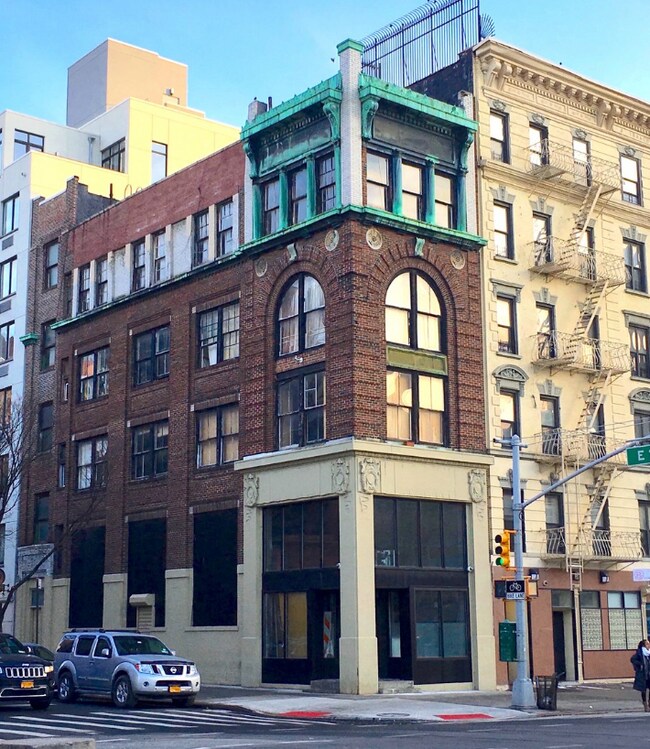 Foto del edificio - 2118 2nd Ave