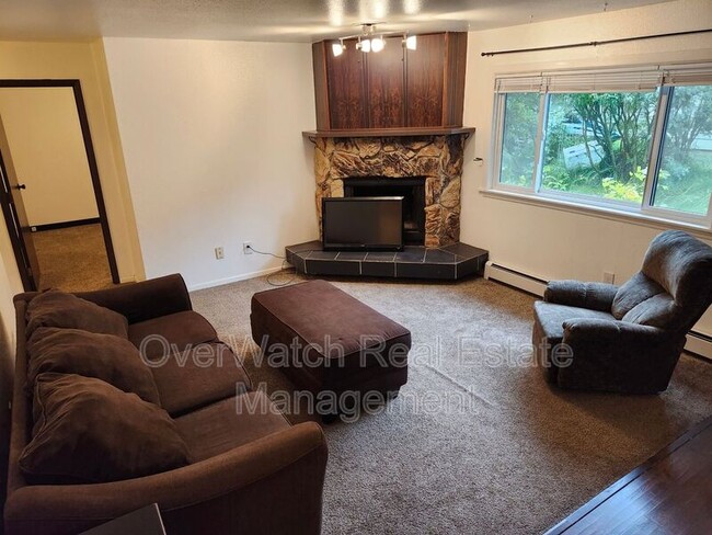 Building Photo - 4101 Grape Pl