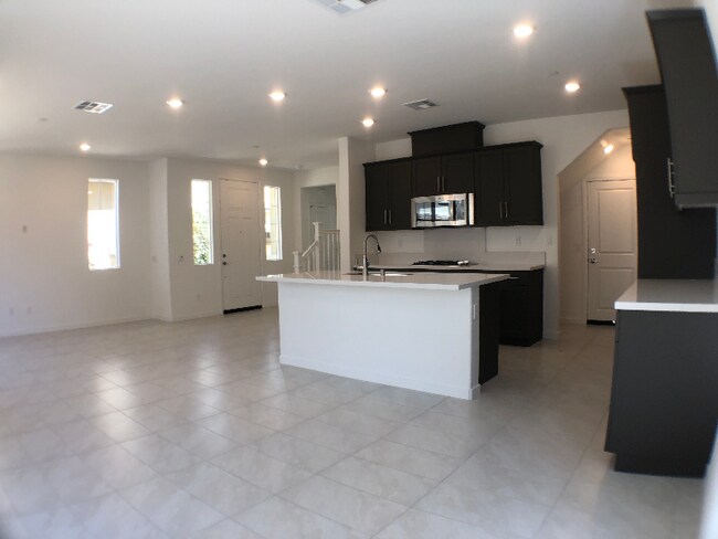 Foto del edificio - 16254 Lozano St